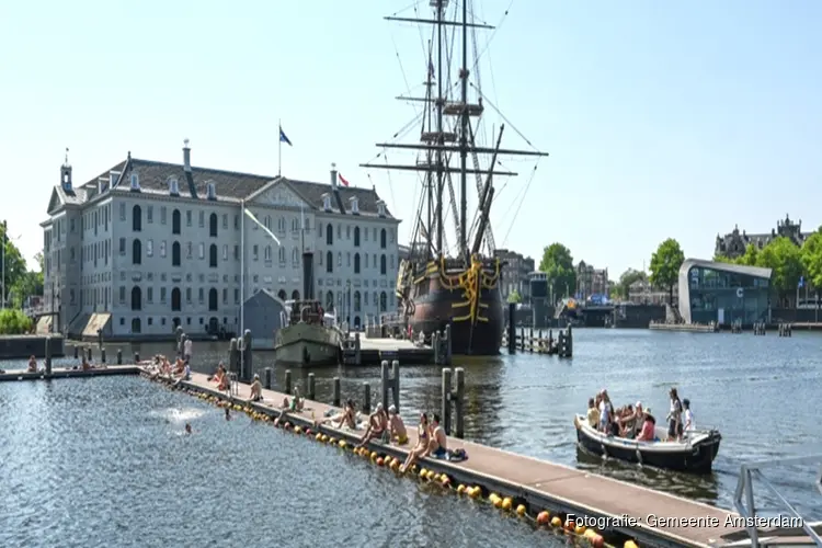 Binnenhaven Marineterrein wordt eerste officiële zwemlocatie in Amsterdam Centrum